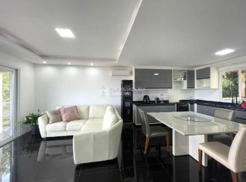 Casa · 120m² · 2 Quartos · Casa
