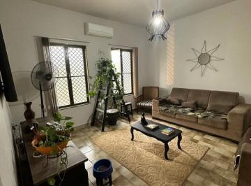 Casa · 206m² · 3 Quartos · 3 Vagas · Casa no bairro Santos Dumont