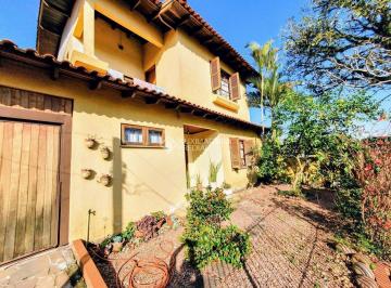 Casa · 258m² · 5 Quartos · 4 Vagas · Casa no bairro Mont Serrat