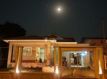 Casa · 148m² · 3 Quartos · Casa