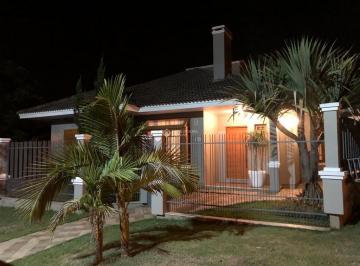 Casa · 226m² · 3 Quartos · 2 Vagas · Casa no bairro Vila Afp
