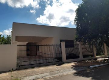 Casa · 146m² · 3 Quartos · Casa