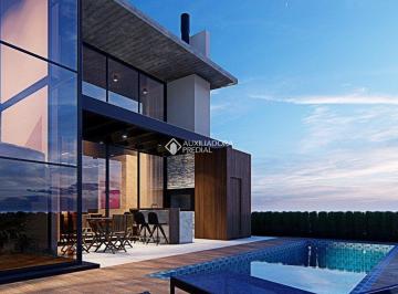 Casa · 275m² · 4 Quartos · 2 Vagas · Casa em Condomínio de Alto Padrão em Portão - 4 suítes