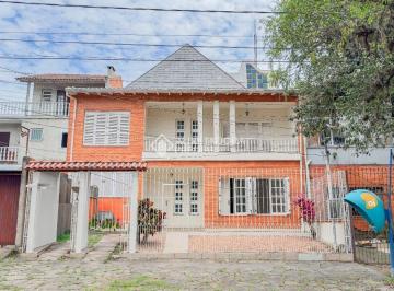 Casa · 288m² · 3 Quartos · 3 Vagas · Linda casa à venda na Vila Jardim, Porto Alegre