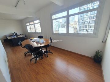 Comercial · 32m² · Ótima sala bem ventilada e com vista no Centro