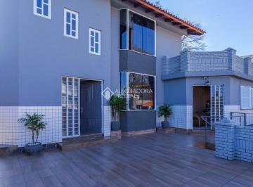 Casa · 282m² · 6 Quartos · 2 Vagas · 02 casas independentes