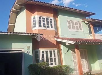 Casa · 340m² · 5 Quartos · Casa no bairro Centenário
