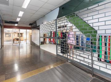 Comercial · 74m² · Excelente loja na Galeria Santa Fé.