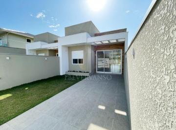Casa · 103m² · 3 Quartos · 1 Vaga · Casa à Venda em Picarras - Guaratuba, PR