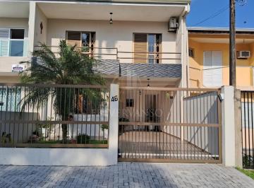 Casa · 128m² · 3 Quartos · 2 Vagas · Sobrado  em Centro - Guaratuba, PR