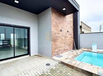 Casa · 80m² · 3 Quartos · 1 Vaga · Casa com Piscina em Balneário Brejatuba - Guaratuba, PR