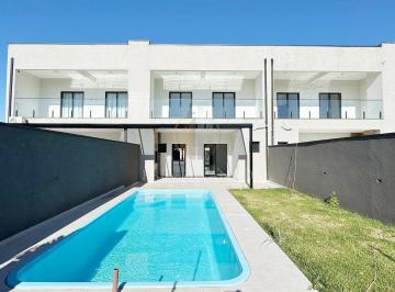 Casa · 171m² · 4 Quartos · 2 Vagas · Sobrado de Alto Padrão em Balneário Brejatuba - Guaratuba PR