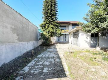 entrada · Sobrado  á Venda em Picarras - Guaratuba, PR