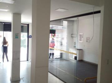 Comercial , São Paulo · Sala comercial com mezanino e vaga – Próximo ao Museu e comércios locais