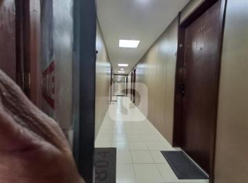 Comercial · 28m² · 1 Quarto · 1 Vaga · Vendo  Sala na Rua Conde de Bonfim posição de frente e ótima localização