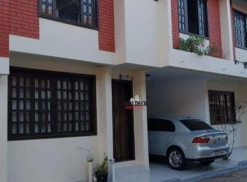 86f19b5b8d7f4b0a7fffdd915498f753e0a3d174 · Sobrado à venda no bairro Santa Quitéria