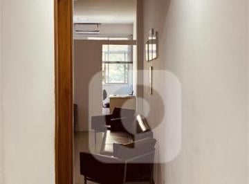 Apartamento · 50m² · 1 Quarto · VENDO apartamento NO CORAÇÃO DE COPACABANA PRONTO PARA MORAR OU INVESTIR