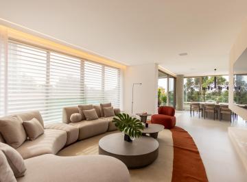 Apartamento de 3 quartos, Curitiba · APARTAMENTO NO JUVEVÊ, 3 SUÍTES E 3 VAGAS DE GARAGEM