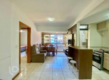 cce91f7e-027c-4c86-9f8e-2f77f313f1e8.jpg · Apartamento à venda em Zona Nova com 68 m², 2 quartos, 1 vaga