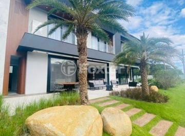 image9.jpeg · Casa à venda em Centro com 588 m², 6 quartos, 6 suítes, 3 vagas