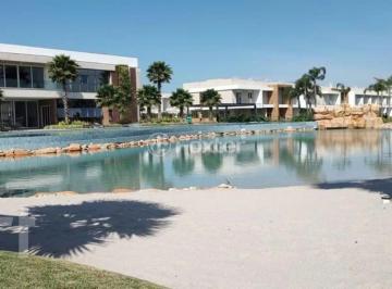 3130220f-ca8b-4b77-9524-9752b9ea024a.jpg · Casa à venda em Zona Nova com 162 m², 4 quartos, 2 suítes, 2 vagas