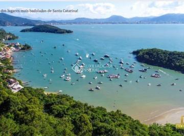 Apartamento · 70m² · 2 Quartos · Apartamento com imensa área de lazer e convívio.