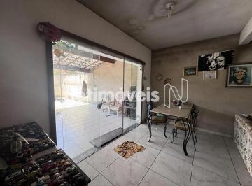 Casa · 397m² · 3 Quartos · 2 Vagas · Venda de 01 terreno de 360 m²;, sendo dois galpões e 01 casa.