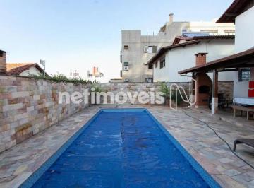 Casa · 310m² · 6 Quartos · 4 Vagas · Casa de 06 quartos a venda no São José!