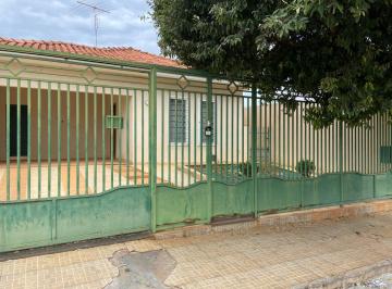 Casa de 3 quartos, Birigui · Casa à Venda no Bairro Jandaia – Birigui