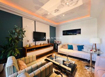 Apartamento · 235m² · 3 Quartos · 2 Vagas · Cobertura, 3 Dormitórios, 1 Suíte, 3 Banheiros, 2 Vagas, Centro