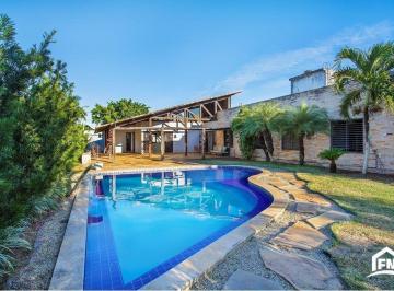 Casa · 392m² · 4 Quartos · 6 Vagas · Casa de alto padrão em Candelária Natal RN – 4 quartos, energia solar e piscina