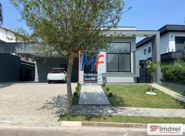 Casa · 249m² · 4 Quartos · Excelente casa em cond. fechado em Atibaia/SP, com 249 m² a.c., 600m² a.t., 4 dormitórios (3 suítes)
