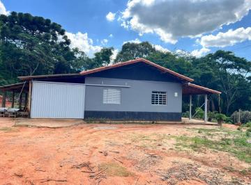 Rural de 2 quartos, Toledo · Linda Chácara à Venda em Toledo MG  3.400 m² 