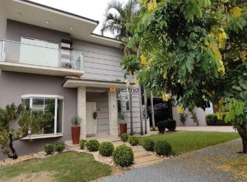Casa · 246m² · 2 Quartos · 3 Vagas · Casa exclusiva à venda em Sorriso (MT) – Condomínio Residência Porto Seguro, 246m²