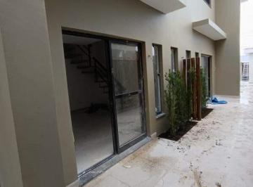 Casa · 65m² · 2 Quartos · 1 Vaga · Casa à venda com 2 quartos no bairro Cibratel II