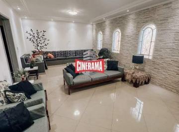 Casa · 200m² · 5 Quartos · 4 Vagas · Sobrado à venda, 5 quartos, 3 suítes, 4 vagas, Fundação - São Caetano do Sul/SP