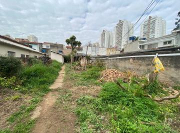 Terreno · 238m² · Terreno localizado em região em desenvolvimento.