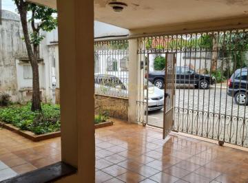 Casa · 170m² · 2 Quartos · 2 Vagas · Casa térrea independente em vila fechada, a 1 quadra do metrô  ampla, charmosa e cheia de potencial