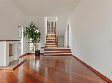 Casa · 374m² · 3 Quartos · 3 Vagas · Casa no Jardim Leonor com 3 dormitórios (1 suíte) e 3 vagas