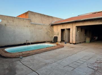 Casa · 250m² · 5 Quartos · 4 Vagas · Casas Residenciais Padrão em Jardinópolis