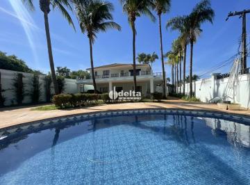 Casa · 890m² · 4 Quartos · 5 Vagas · Casa residencial com 4 suítes, Bairro Morada da Colina - Uberlândia