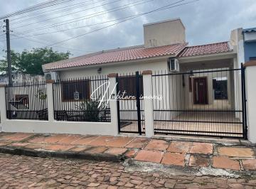 Casa · 163m² · 3 Quartos · 2 Vagas · Seu Sonho de Viver com Exclusividade e Tranquilidade Está em Alegrete!
