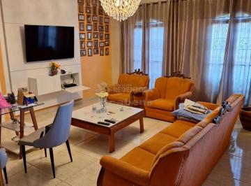 Comercial · 413m² · 3 Quartos · 2 Vagas · Locação: Casa Comercial na Vila Imperial