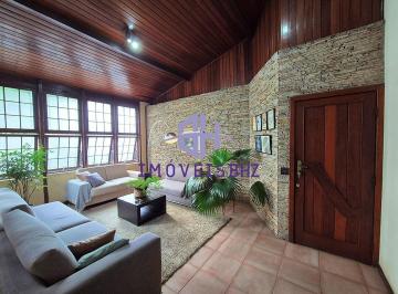 Casa · 305m² · 4 Quartos · 4 Vagas · CASA COM 4 QUARTOS 2 SUITES PISCINA E 4 VAGAS NO CASTELO
