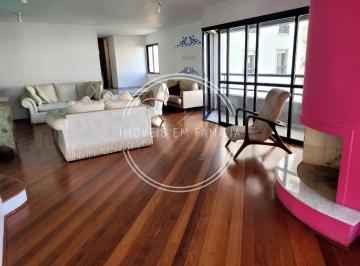 1 · Apartamento com 220 m², 3 suítes à venda no bairro de Perdizes.