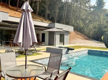 Casa · 227m² · 3 Quartos · 10 Vagas · Casa à venda em Guararema/SP