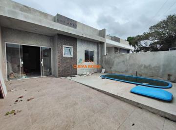 Casa · 60m² · 2 Quartos · 1 Vaga · Casa á Venda com Piscina Pontal do Paraná