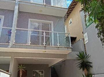 Casa · 123m² · 3 Quartos · 2 Vagas · Sobrado em Vila São Francisco, Cotia/SP de 123m² 3 quartos à venda por R$ 610.000,00