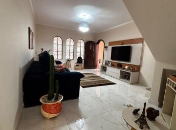 Casa · 161m² · 3 Quartos · 2 Vagas · Casa em Jardim D'Abril, Osasco/SP de 161m² 3 quartos à venda por R$ 699.000,00
