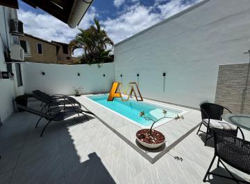 Casa · 300m² · 5 Quartos · 2 Vagas · Casa à venda no bairro Centro - Lauro de Freitas/BA